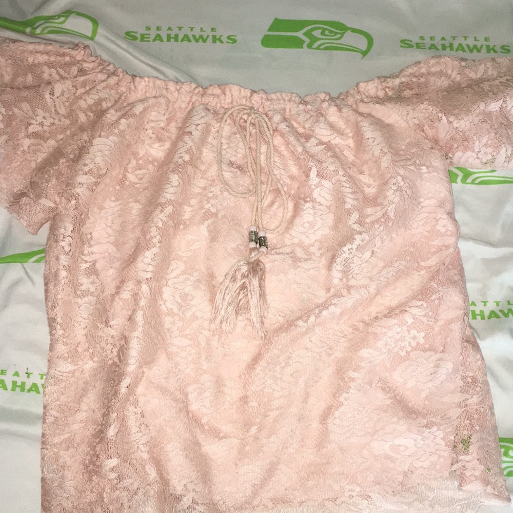 off the shoulder women’s shirt